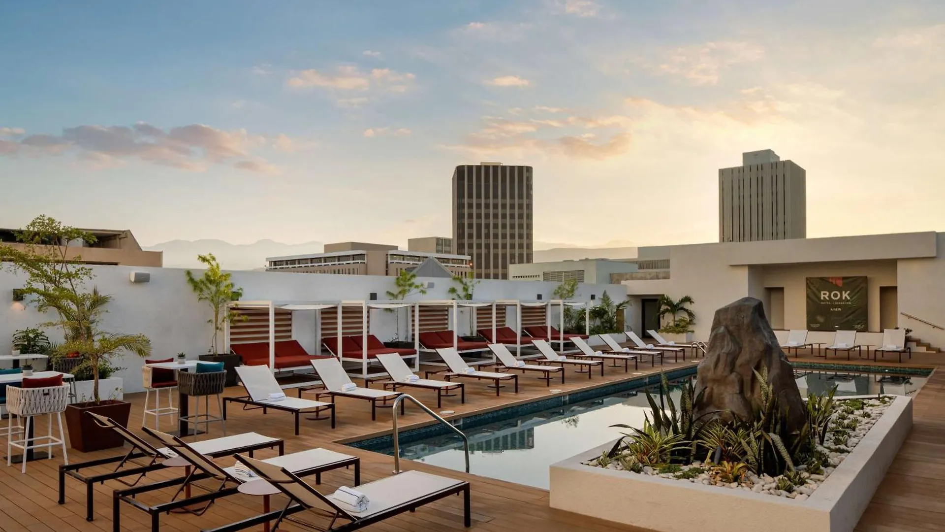 Rok Hotel Kingston Tapestry Collection By Hilton